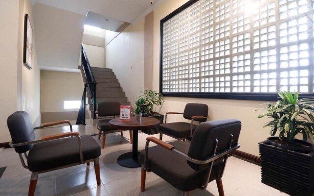 RedDoorz Plus near Universitas Sumatera Utara