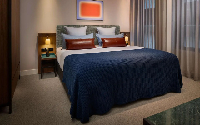 Next Hotel Melbourne, Curio Collection by Hilton