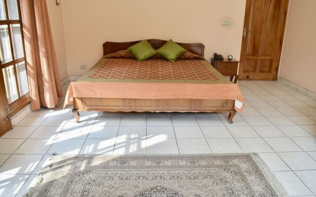 Malik's Villa Menage