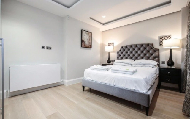 Eson2 - The Saint Stephen's Gardens Mansion II