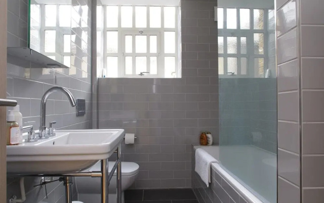 Spitalfields Superior 1 Bedroom Apartment - TLA 67545