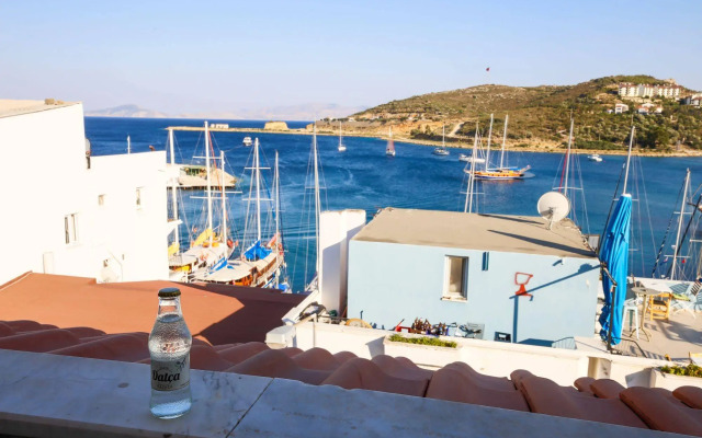 Bora Hotel