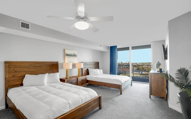 Yacht Club Villas 2-902