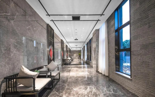 Rezen Dong Hotel (Hangzhou Xixi Longhu Paradise Walk)