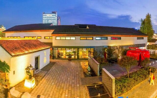 Wenxi Hotel