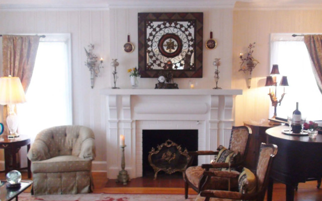Barrington Manor