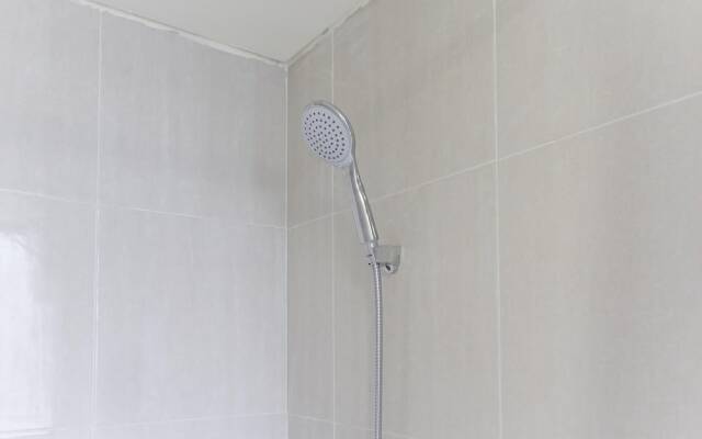 Homey and Cozy Stay 2BR at Meikarta Apartment