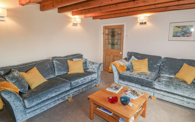 Weavers Cottage