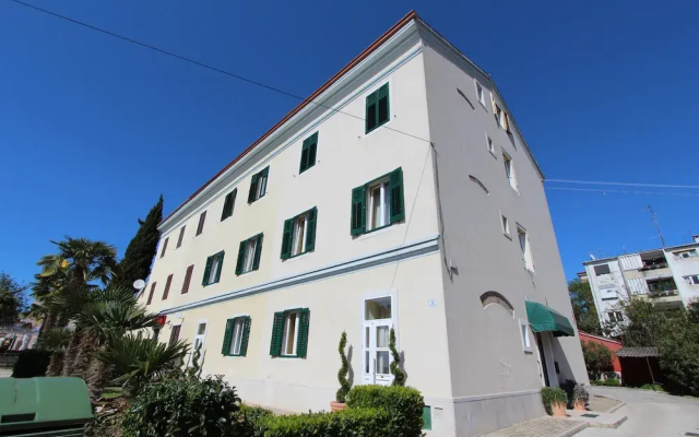 Apartments and Rooms Villa Rossella 2