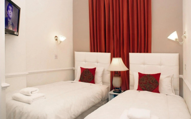 Classic Hyde Park Hotel