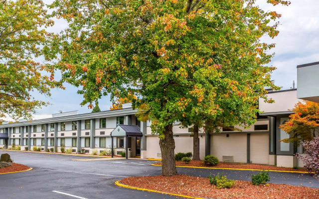 Clarion Inn Belle Vernon