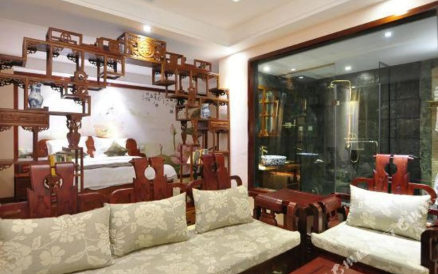 Jinning Rundexing Hotel (Guyan Culture Square)