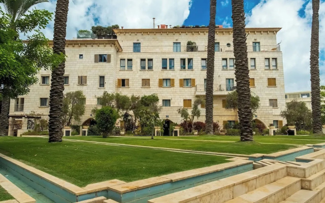 Jaffa Beachfront Studio by Sea N' Rent