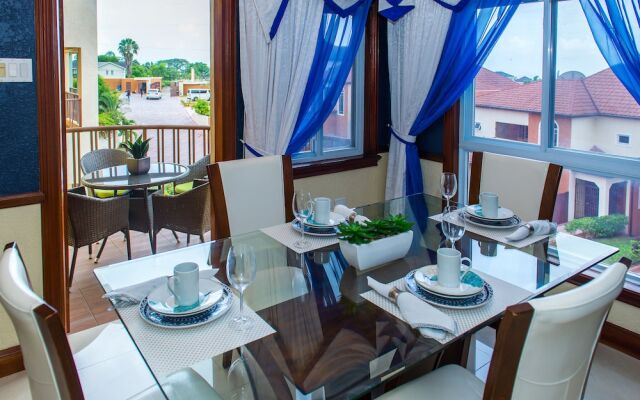 Kingston Luxury Family Retreat