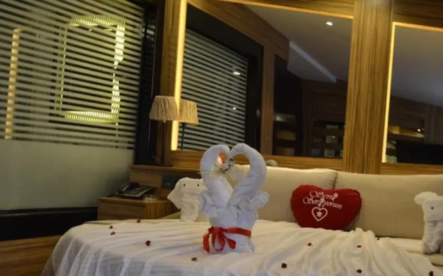 Gümüş Palace Suites