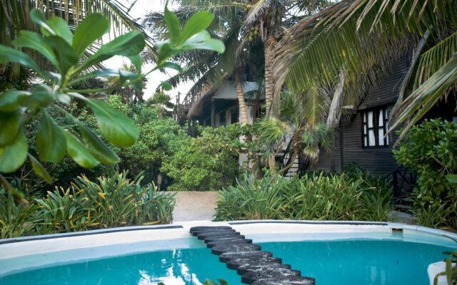 Zulum Beach Club & Cabañas