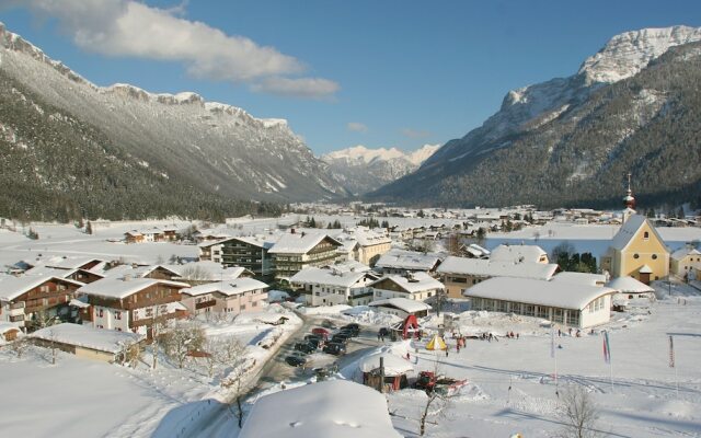 Hotel Tiroler ADLER Bed & Breakfast