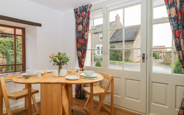 The Farmhouse Kitchen