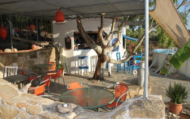 Charly Point Villa