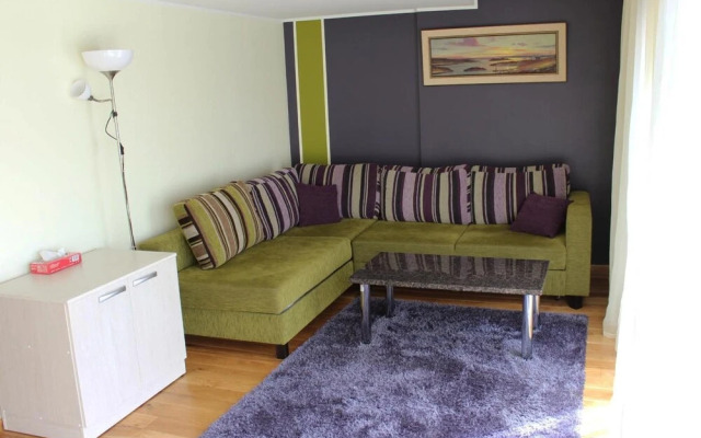 Embrace Guestrooms & Apartments