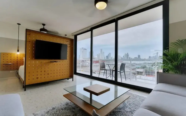 w Refined 1BR in Casco Antiguo