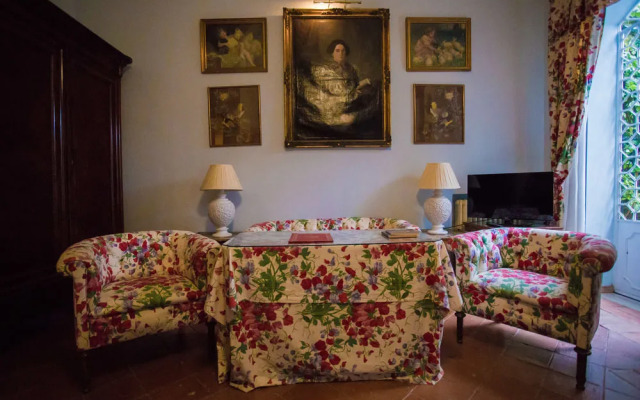 El Palacio de San Benito