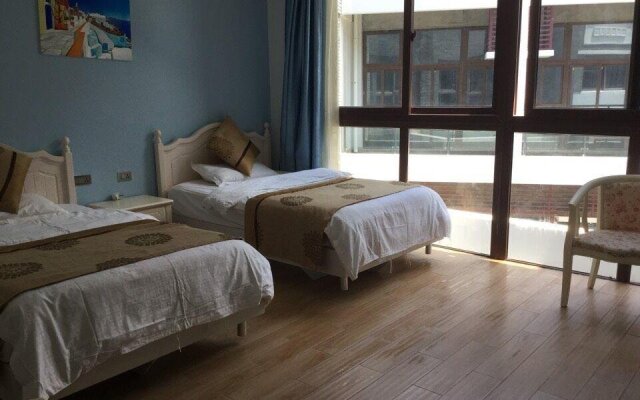 Mangrove Holiday Inn