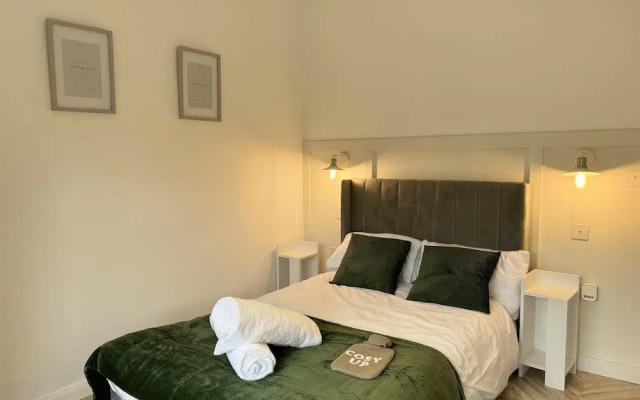 Stunning Flat Near Stratford Shopping Centre