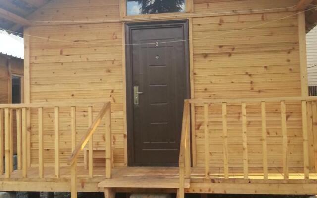 Derevyannie Kottedzhi