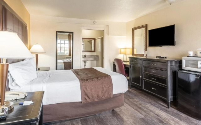 Americas Best Value Inn & Suites Flagstaff