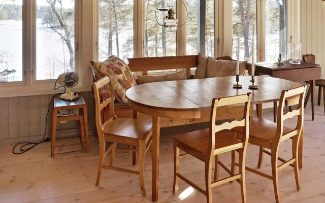 6 Person Holiday Home in Djurhamn-by Traum