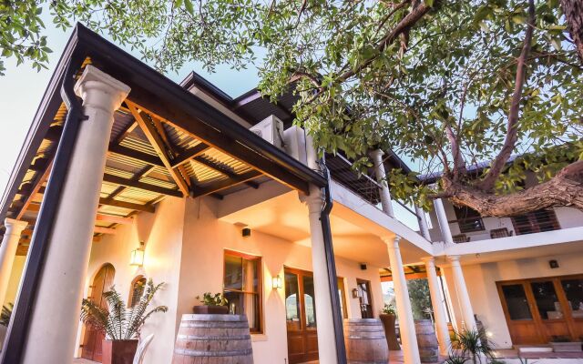 Lovane Boutique Wine Estate & Guesthouse