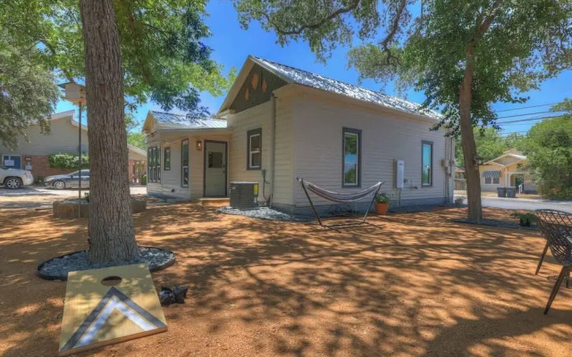 Walk to Schlitterbahn With Firepit