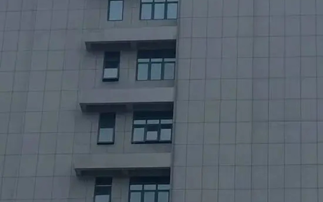 Anqing Yijia Business Hotel