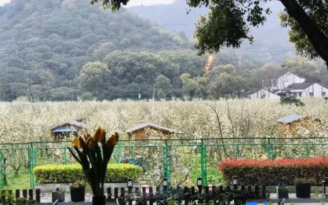 Here·Shushan Homestay (Suzhou Shushan Ecological Village)