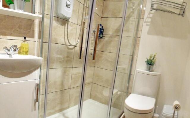 Flat 14d Bayhead