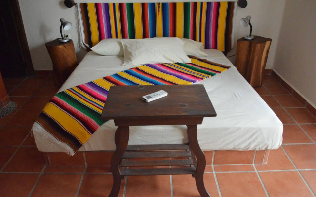 Lo Nuestro Petit Hotel