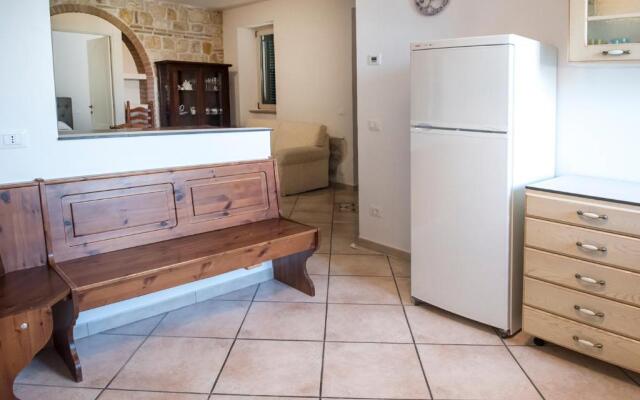 S145 - Sirolo, Nuovissimo Trilocale in Centro Con Giardino