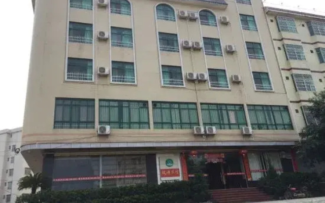 Fengshun Hostel