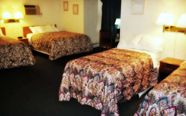 Town House Motel