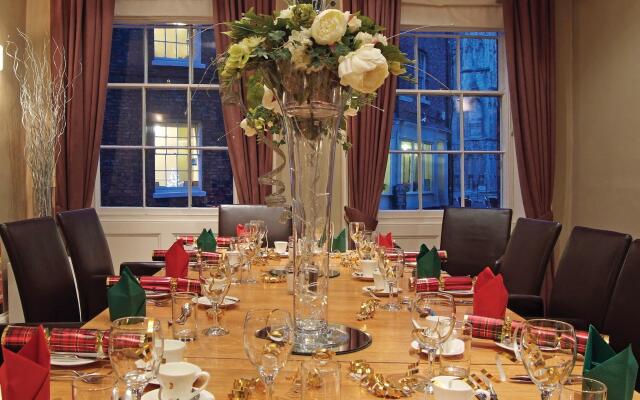 Dean Court Hotel