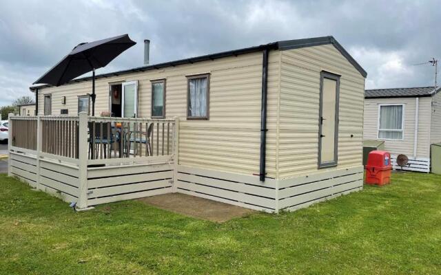 23 The Lawns Pevensey Bay Holiday Park