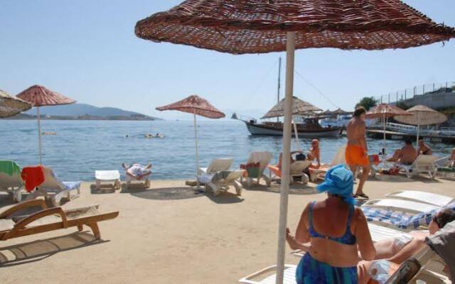 Peda Hotels Akvaryum Beach