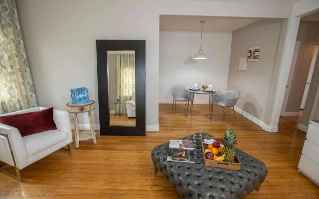 Beachside All Suites Hotel