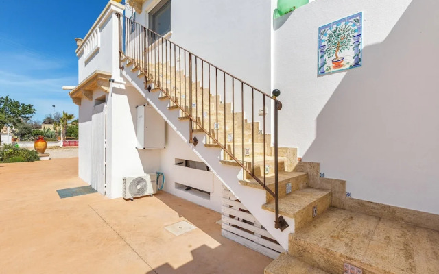 3769 Tenuta La Cornola by Barbarhouse