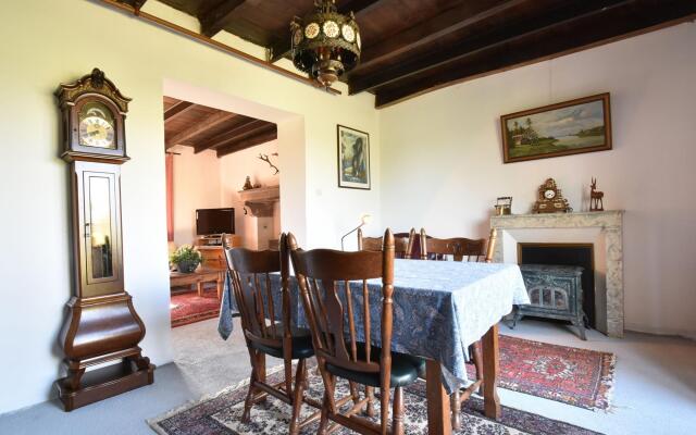 Countryside Holiday Home in Decize near Town Centre