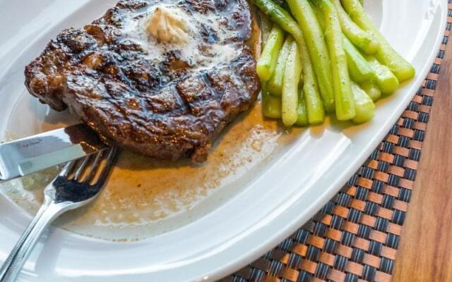 Delta Downs Racetrack Casino Hotel