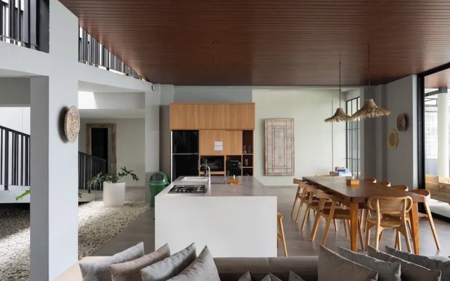 Greenhill Mountain City View 8BR Villa Heated Pool