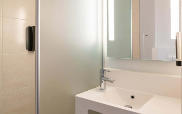B&B HOTEL Lyon Eurexpo Chassieu