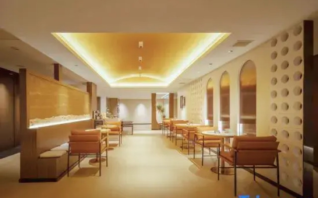 Sanhe Hotel